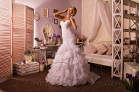 Свадебное платье Escada силуэта 